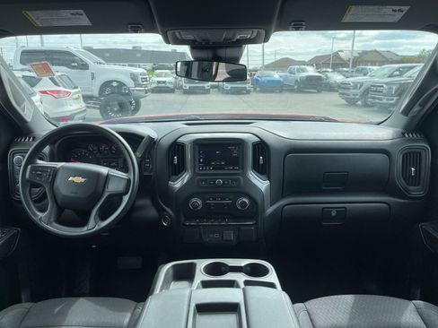 Used 2023 Chevrolet Silverado 1500 Custom AWD/4WD image 15