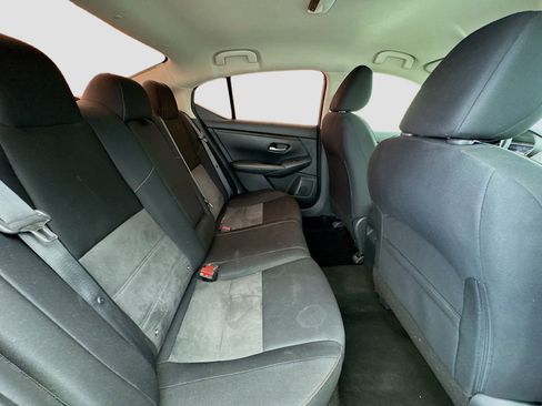 Used 2021 Nissan Sentra SR image 18