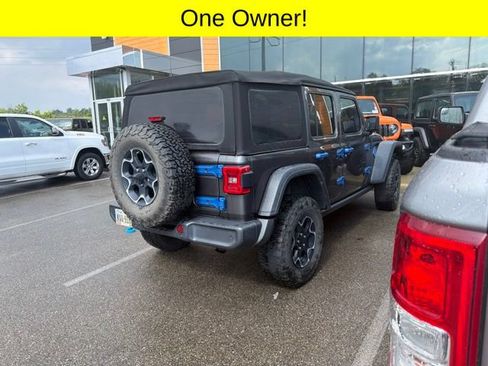 Used 2022 Jeep Wrangler Unlimited Rubicon 4xe w/ Cold Weather Group AWD/4WD image 7