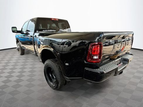 New 2026 RAM 3500 Big Horn AWD/4WD image 7