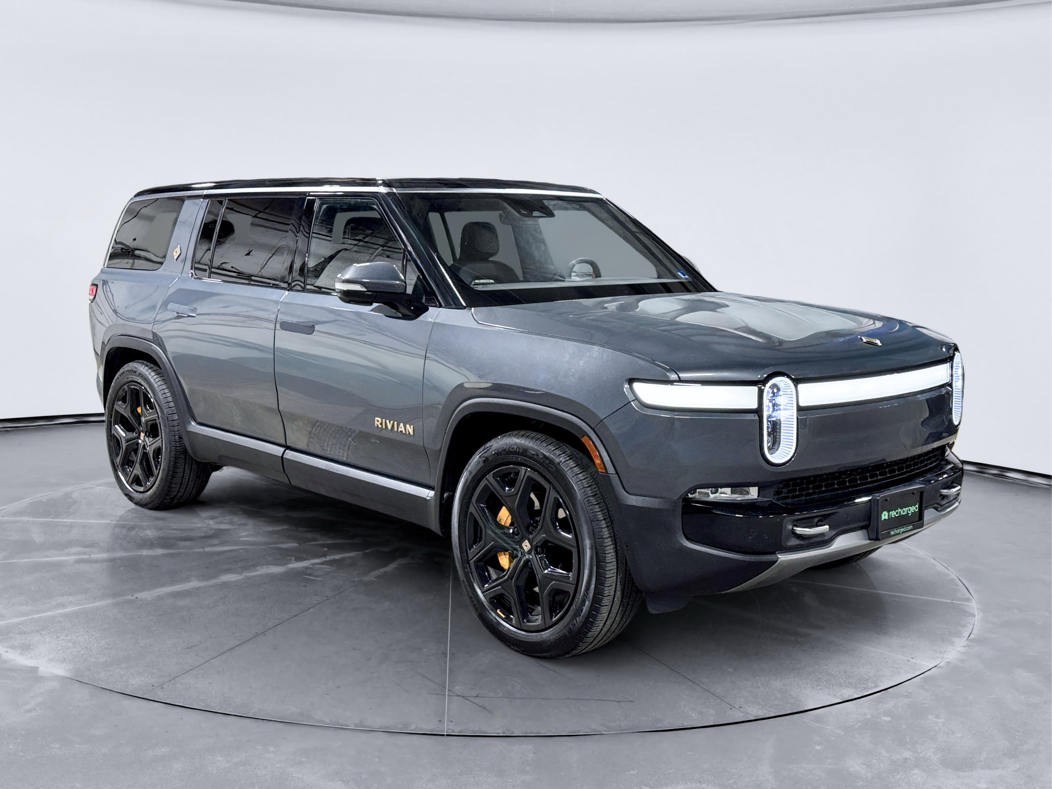 Used 2022 Rivian R1S Launch Edition Quad AWD/4WD image 4