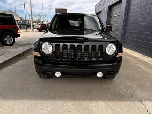 Used 2016 Jeep Patriot High Altitude image 3