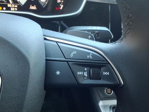 Used 2021 Audi Q3 2.0T Premium w/ Convenience Package image 17