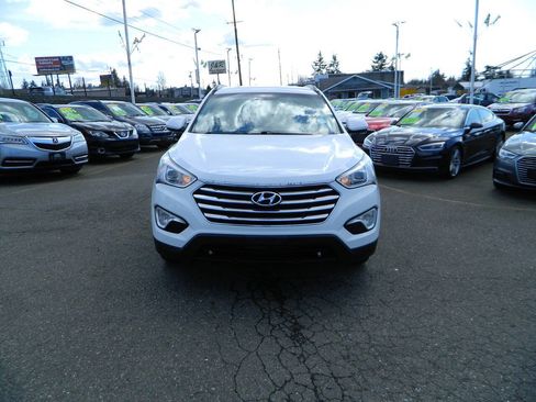 Used 2016 Hyundai Santa Fe SE image 3