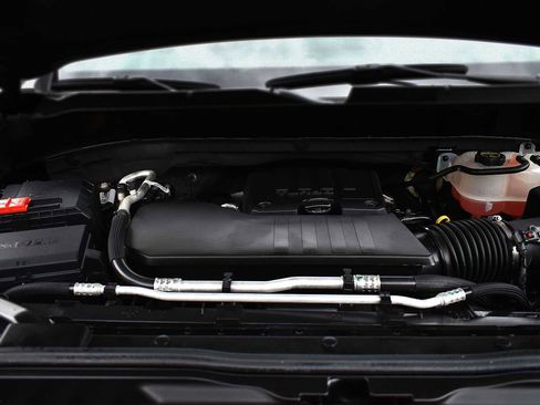 Used 2024 Chevrolet Silverado 1500 Custom image 22