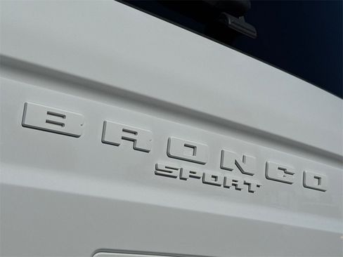 Used 2021 Ford Bronco Sport Badlands image 10