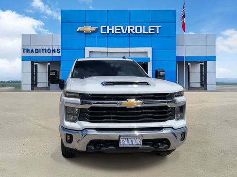 Certified 2025 Chevrolet Silverado 2500 LT w/ Convenience Package AWD/4WD image 4