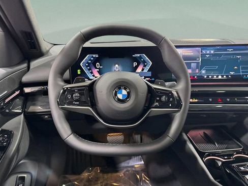 New 2026 BMW 530i xDrive w/ Premium Package AWD/4WD image 14