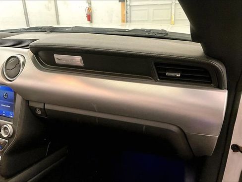 Used 2021 Ford Mustang Premium RWD image 15