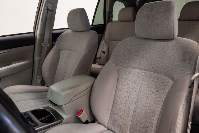 Used 2014 Subaru Outback 2.5i Premium AWD/4WD image 9