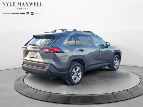 Used 2022 Toyota RAV4 XLE image 16