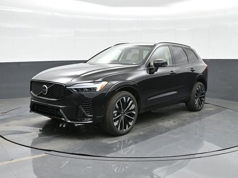 New 2026 Volvo XC60 B5 Ultra w/ Protection Package Premier image 5