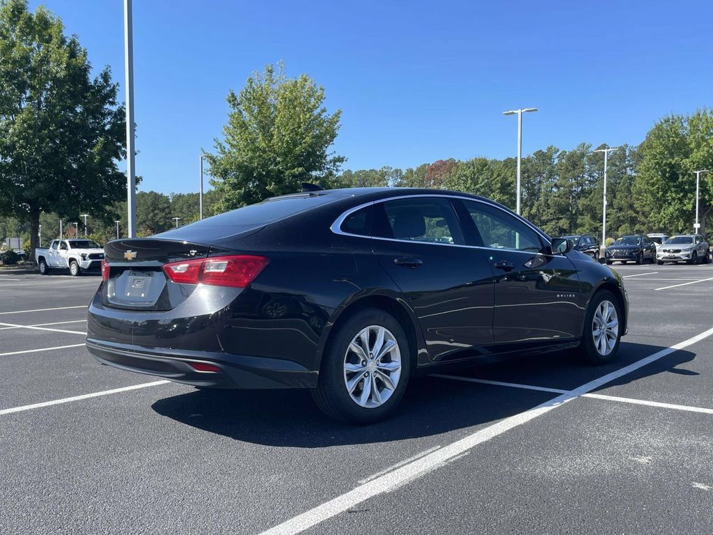 Used 2025 Chevrolet Malibu LT FWD image 10