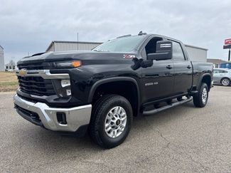 New 2026 Chevrolet Silverado 2500 LT w/ Safety Package AWD/4WD video 2