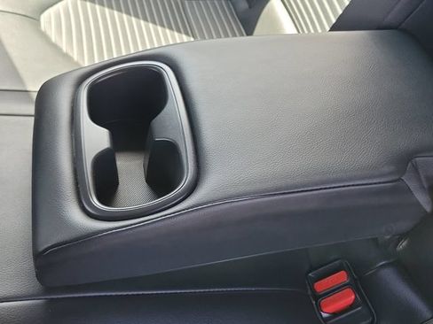 Used 2021 Toyota Camry SE FWD image 24