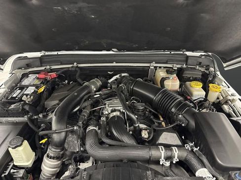 Used 2021 Jeep Wrangler Unlimited Sahara image 40