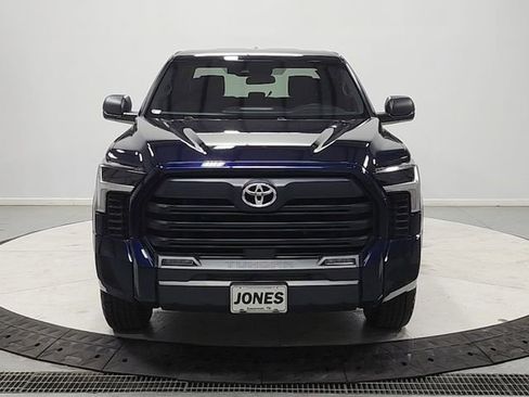 Used 2025 Toyota Tundra SR5 AWD/4WD image 2