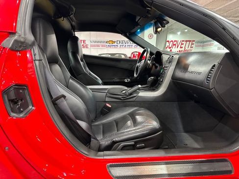Used 2007 Chevrolet Corvette Coupe w/ Preferred Equipment Group RWD image 10