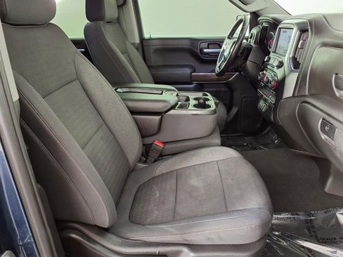 Used 2021 Chevrolet Silverado 1500 LT RWD image 9