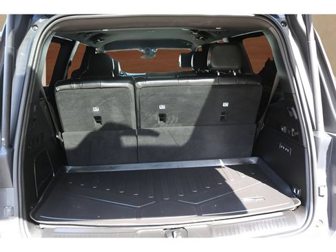 Used 2022 Jeep Wagoneer Series III w/ Flexible Seating Group RWD image 17