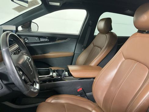 Used 2022 Lincoln Nautilus Reserve w/ Equipment Group 201A image 23