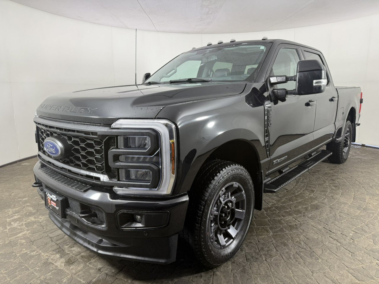 Used 2024 Ford F250 Lariat w/ Lariat Ultimate Package AWD/4WD image 3