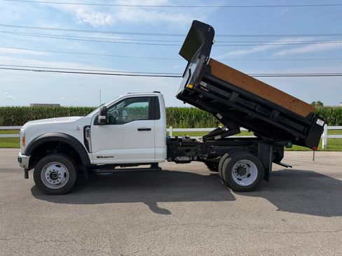 Used 2024 Ford F550 4x4 Regular Cab Super Duty image 2
