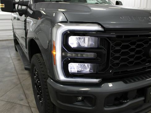 New 2026 Ford F250 Lariat w/ Black Appearance Package image 11