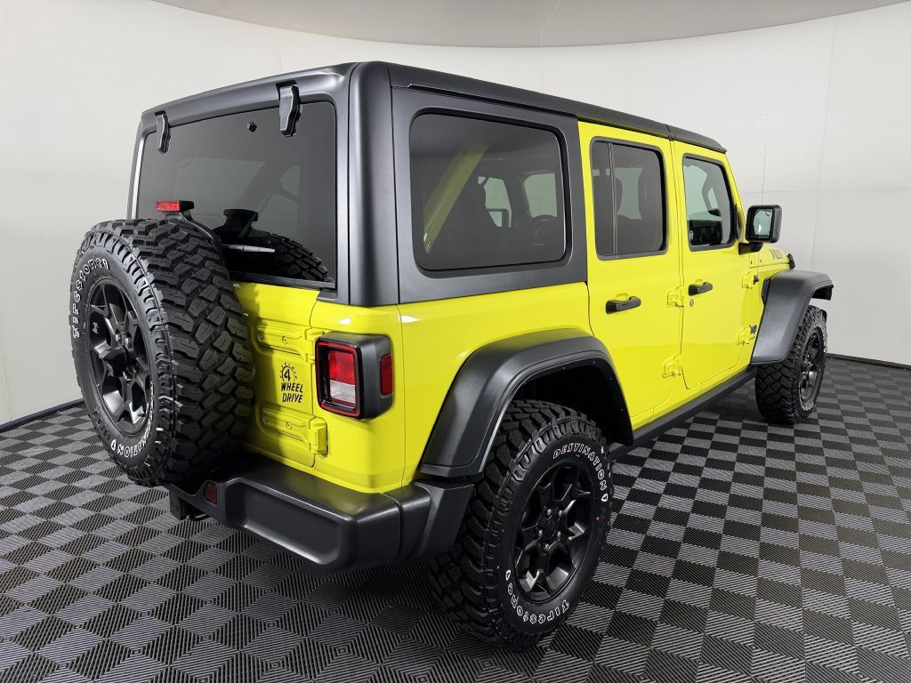 Used 2023 Jeep Wrangler Unlimited w/ Cold Weather Group AWD/4WD image 6