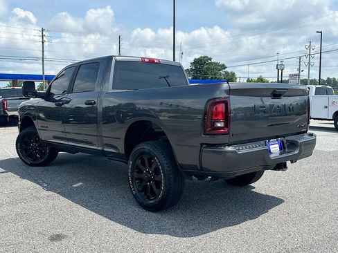Used 2025 RAM 2500 Big Horn AWD/4WD image 6
