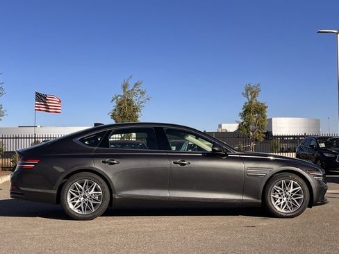 Used 2025 Genesis G80 2.5T image 6