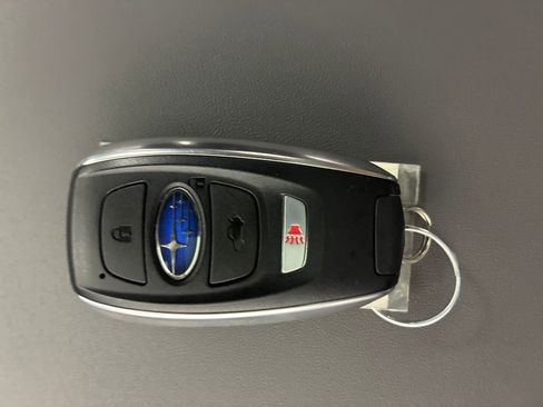 Certified 2025 Subaru Crosstrek 2.5i Limited w/ Crosstrek Mirror Package AWD/4WD image 36