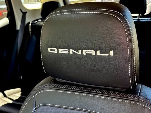 Used 2023 GMC Terrain Denali AWD/4WD image 13