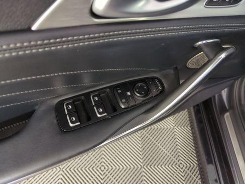 Used 2023 Kia Stinger GT2 RWD image 19