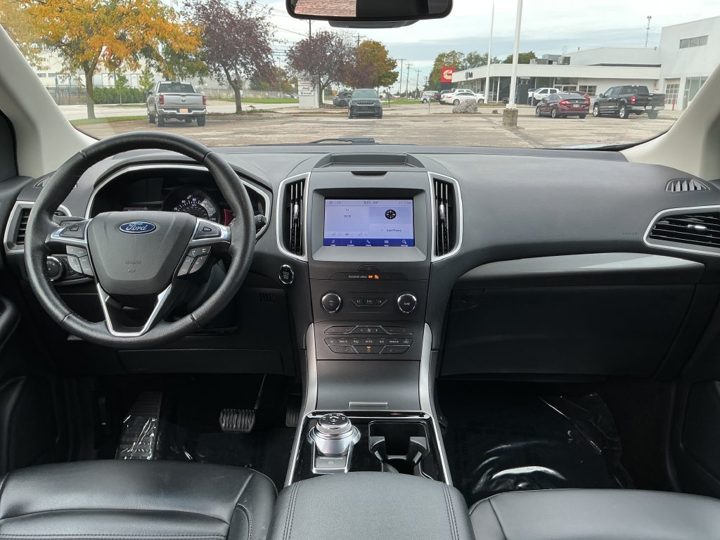 Used 2020 Ford Edge SEL w/ Cold Weather Package AWD/4WD image 14