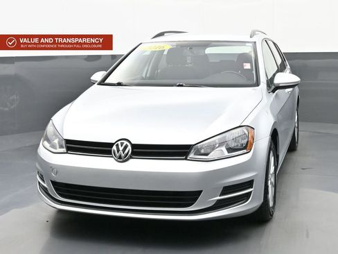 Used 2016 Volkswagen Golf S FWD image 8