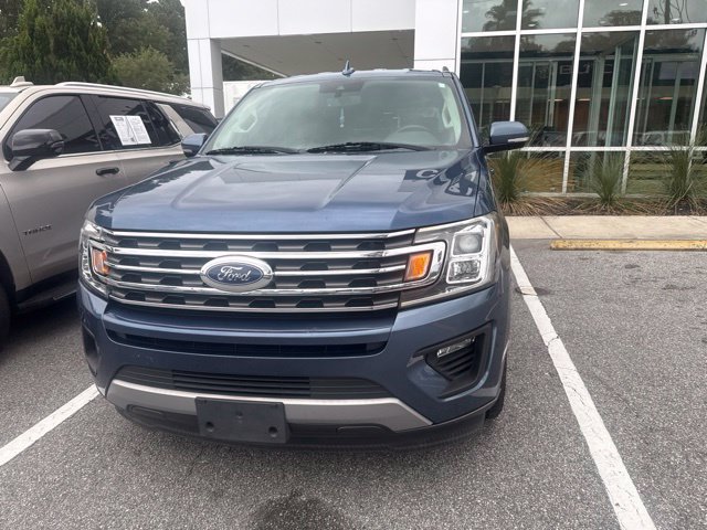 Used 2020 Ford Expedition XLT w/ Equipment Group 202A RWD image 3