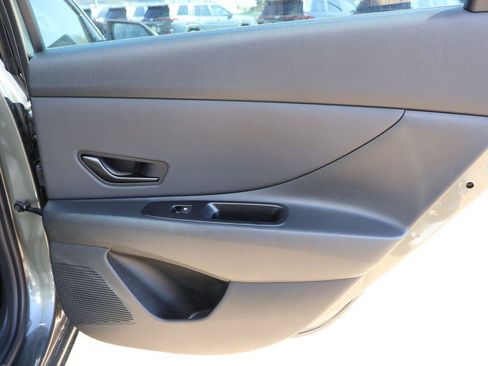 New 2026 Hyundai Elantra Sport image 12