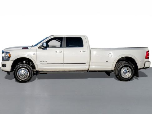 Used 2022 RAM 3500 Limited image 9
