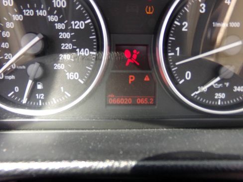 Used 2009 BMW 328i Convertible RWD image 10