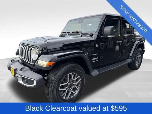 Used 2024 Jeep Wrangler Sahara image 3