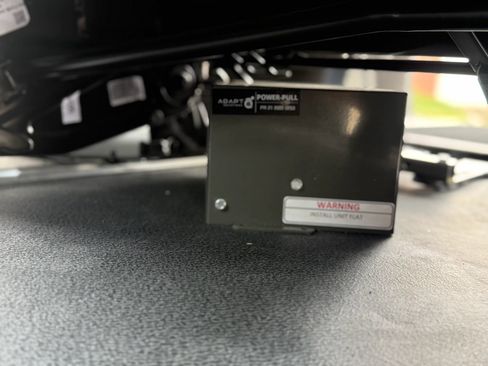 Used 2019 Mercedes-Benz Metris Passenger image 31