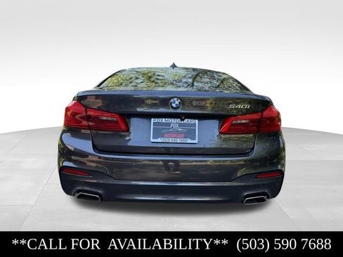 Used 2017 BMW 540i RWD image 4