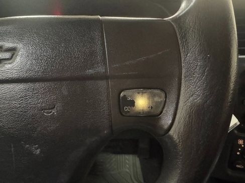 Used 2005 Chevrolet Monte Carlo LS w/ Preferred Equipment Group image 18