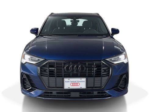 Used 2023 Audi Q3 2.0T Premium Plus w/ Premium Plus Package image 6
