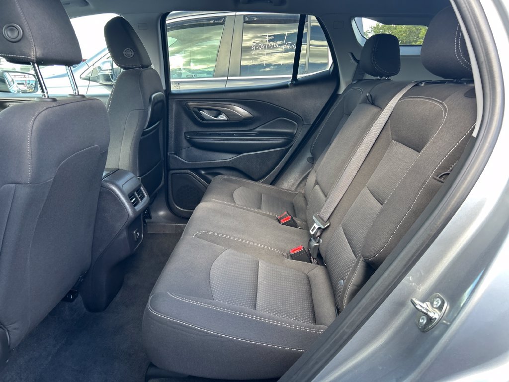 Used 2024 GMC Terrain SLE AWD/4WD image 26