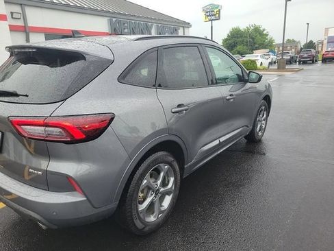Used 2024 Ford Escape ST-Line w/ Tech Pack #1 AWD/4WD image 5