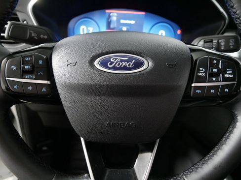 Used 2024 Ford Escape Platinum image 25