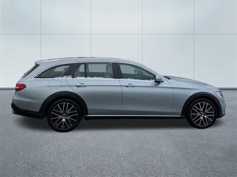 Used 2021 Mercedes-Benz E 450 4MATIC All-Terrain Wagon image 2