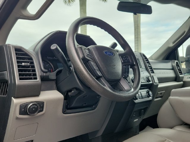 Used 2018 Ford F250 XL w/ STX Appearance Package RWD image 8
